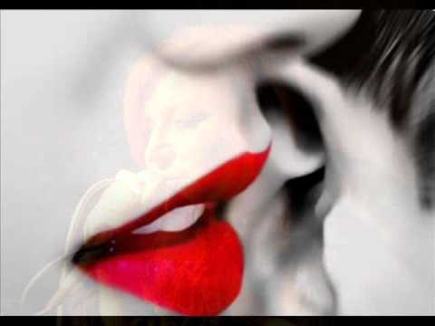 Giovanna Russo in Me fai m'pazzi   by Mario Della Corte testo Lello Pugliese