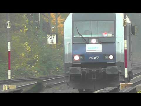 Ein Eurorunner von Siemens als sololok mit ein Kaputen Außenspiegel PCW 7