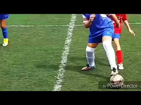 Zyry Daicz jugando en " El Esférico " de Tenerife