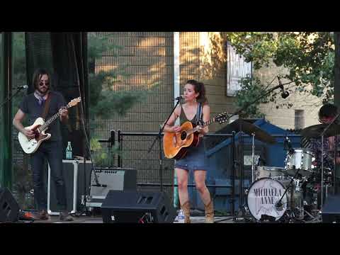 Michaela Anne - 05  One Heart