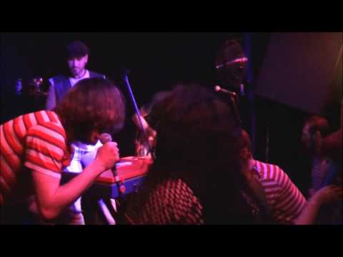Barbacans' live in Brighton - Cover Boss Hoss ( Sonics)