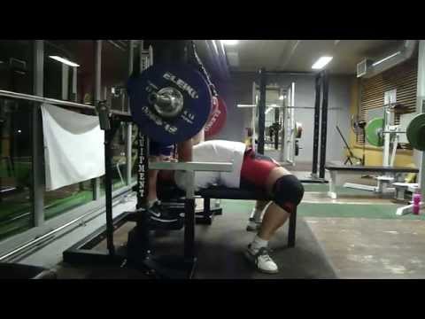 Bench press 172,5 kg (380lbs)x3 smolov last set