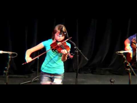 2013-09-14 Celeste Pena - 2013 Weaverville Fiddle Contest - Open Division Round 1