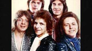 THE GLITTER BAND  LET&#39;S GET TOGETHER AGAIN.wmv