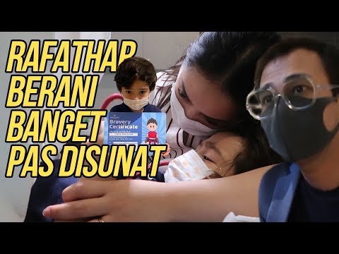 MAMA-PAPA SEMPET KEREPOTAN SAMPAI AKHIRNYA BERANI SUNAT!!