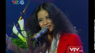 Đồng Lan   'Sợ chết' được vinh danh tại Bài hát Việt số đầu tiên 2012 7 2012