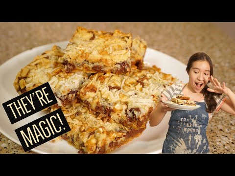 THE BEST 5 LAYER CHOCOLATE MAGIC COOKIE BARS RECIPE! EASY HOLIDAY DESSERT!