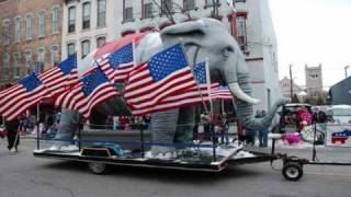 2010 Christmas Parade Lafayette Indiana.wmv