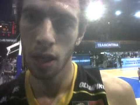 Alejandro Konsztadt tras triunfo a regatas - www.vamosxtodo.com