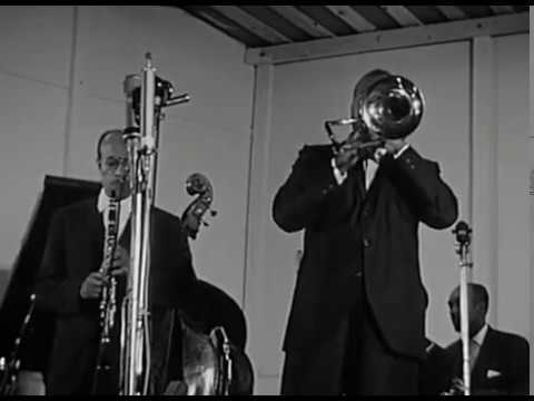 27 Blues Ingee  by Wilbur DeParis And His "New" New Orleans Jazz.