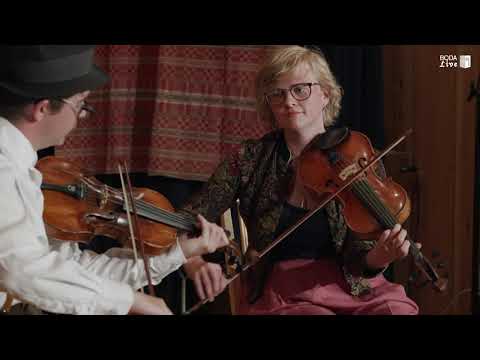 Magdalena Eriksson och Isak Eriksson - Mickel Jons valsen - Boda Live 2021