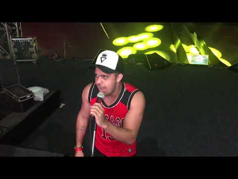 #PuxaR10 Rod Bala produzindo a Banda do Wesley Safadão.