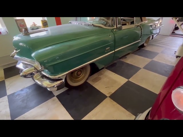 1026393 Cadillac Eldorado Biarritz - 1956