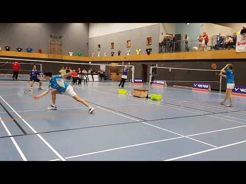 BADMINTON TRICKSHOT BY CAMILO BORST