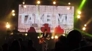 Steven Curtis Chapman Singing &quot;Love Take Me Over&quot; - Pewaukee, WI: 11/23/13