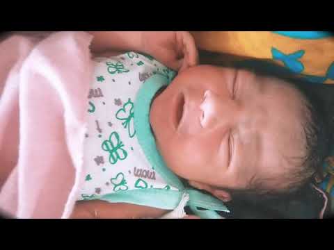 Upar pankha chalta hai neeche vanshu sota hai