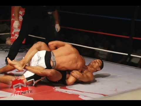 Alejandro "Mandarina" Solano vs Leonardo Gonzales FiteNite 1 part.mov