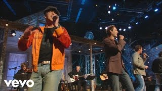 Ernie Haase &amp; Signature Sound - Climbing Up the Mountain [Live]