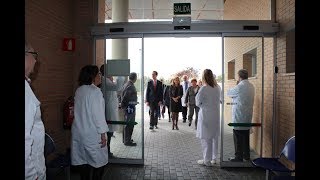 La consejera de Salud ha visitado el centro hospitalario La Inmaculada, ubicado en Huércal-Overa.