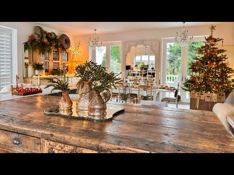 KITCHEN Christmas Decorating Ideas 🌲 Christmas Table Ideas ~ HOUSE TOUR ~ Natural & Thrifted Decor