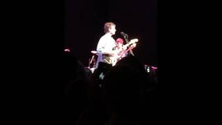 "My Kind of Woman" - Mac Demarco LIVE
