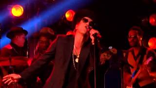 Bruno Mars &quot;Locked Out Of Heaven&quot; - The X Factor UK 2012