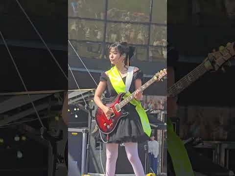 260419 눈물참기 QWER 이시연 세로직캠 in THIS IS OUR CEREMONY