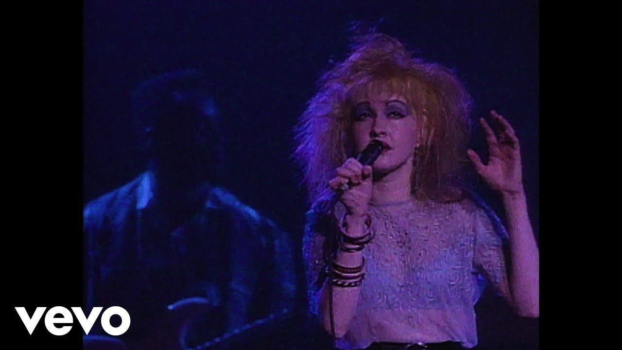 Miniature de la vidéo Cyndi Lauper - Time After Time (Live in Paris) du film Cyndi Lauper - Live in Paris