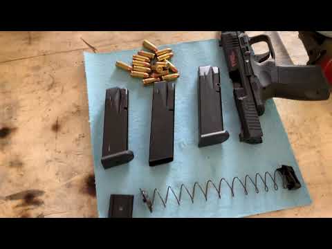 Use Baretta M9 magazines in a Canik TP9SF Elite - YouTube