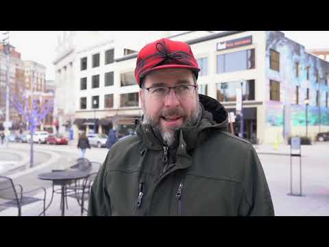 Outdoor ice games draw weekenders to Grand Rapids for frozen fun