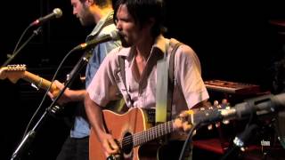 Joshua James - &quot;Queen Of The City&quot; (eTown webisode #498)