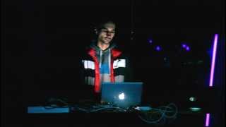 Chitoon - Underworld - Bird 1 (Chitoon remix) (live at Trimurti 2012)