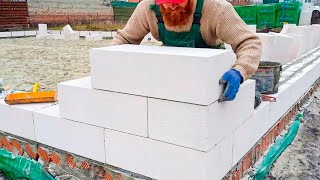 Building a Budget House. Erecting Walls - Part 2