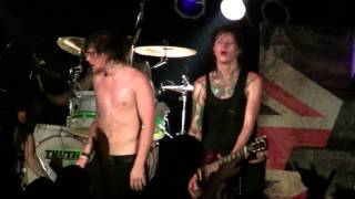 2010.06.01 Asking Alexandria - Final Episode (Live in Milwaukee,WI)