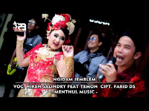 Niken S feat. Temon Kicir Kicir - Ngidam Jemblem | Dangdut (Official Music Video)