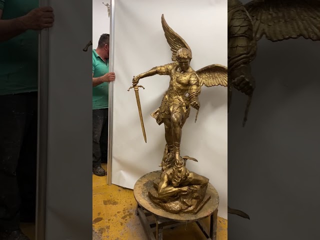 Vídeo relacionado con PABEN Estatua de San Miguel Arcángel 14 cm de resina by PB0213
