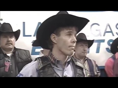 Tuff hedeman turns down bodacious NFR 1995/Jim sharp nearly rides bo before getting slamed