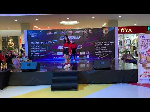 Pivot Management Teen Talent Fashion Dance Show Of Skills at Artos Mall Magelang for Patricia Dance