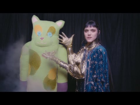 SOKO :: Are You A Magician? (Official Video)