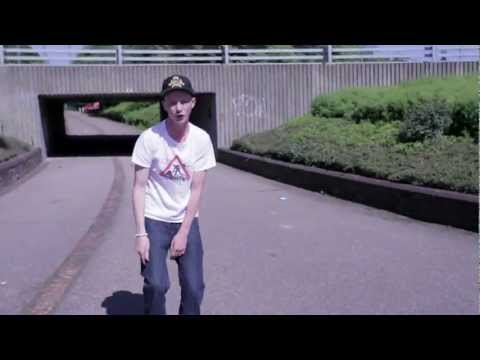 UpRawTV #RAW64 - Robber D