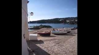 preview picture of video 'Coneix Calella de Palafrugell i visita'ns!'