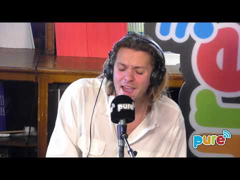 Warhola, Glints & Tessa Dixson "Look at me" aux Nuits Botanique