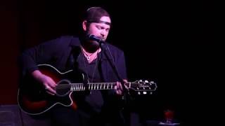 Lee Brice sings "Songs In The Kitchen" Birdland, NYC in Victoria Shaw's "Under The Covers" show