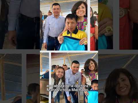 Nuestros estudiantes de la comunidad indígena Embera en El Dovio recibieron kits escolares.