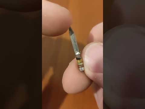 Самый маленький нож в мире
