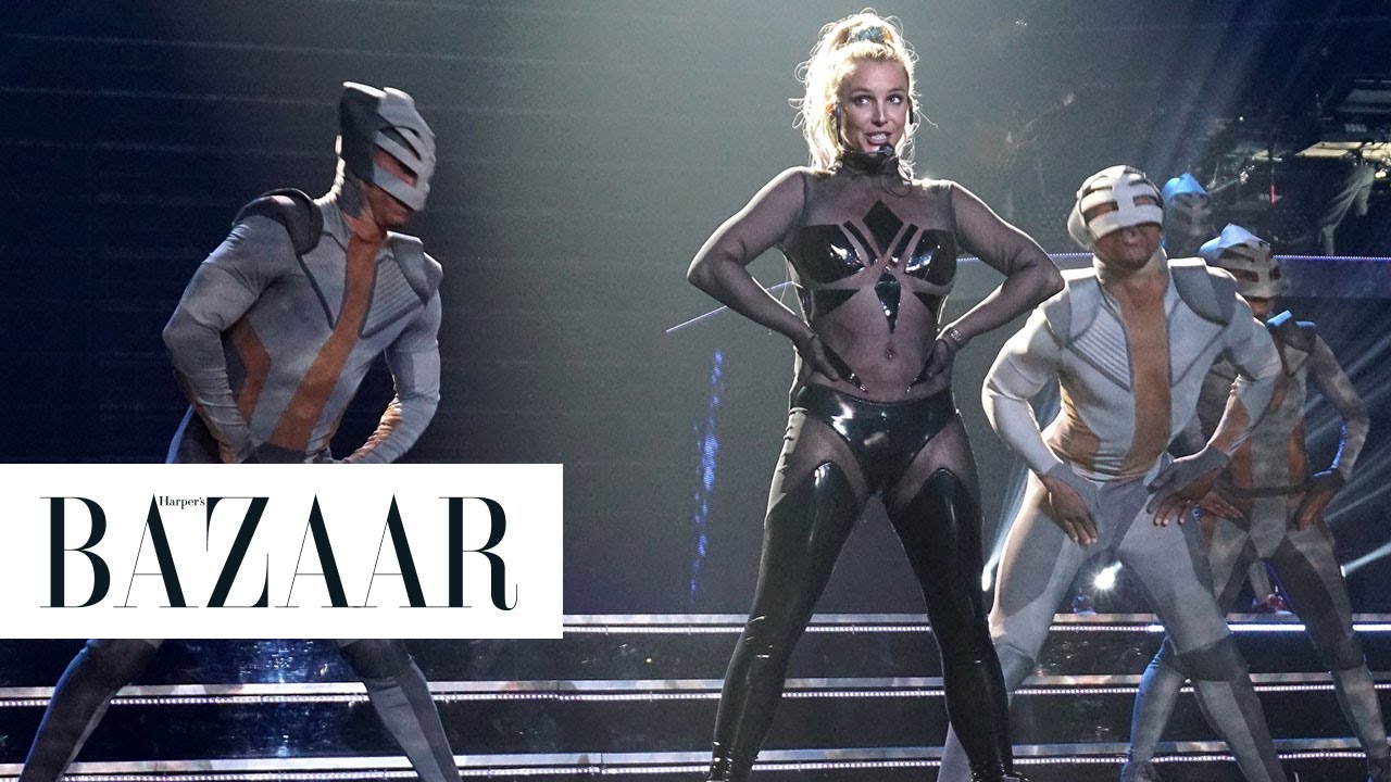 21 of Britney Spears’ Amazing Stage Outfits thumnail