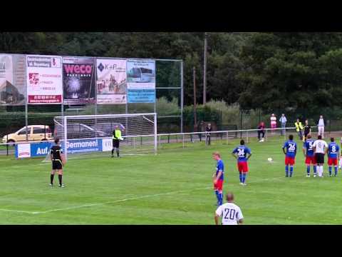 TSV Germania Windeck - ETB SW Essen Maurice Gillen hält einen Elfmeter