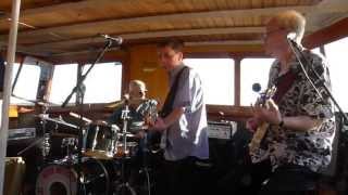 Ducks Deluxe - Tremolo Bay