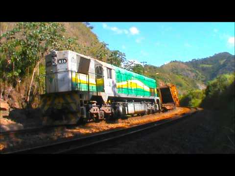 Trem da Vale em Antônio Dias/MG (Destaque Para a Locomotiva G16 Estacionada)
