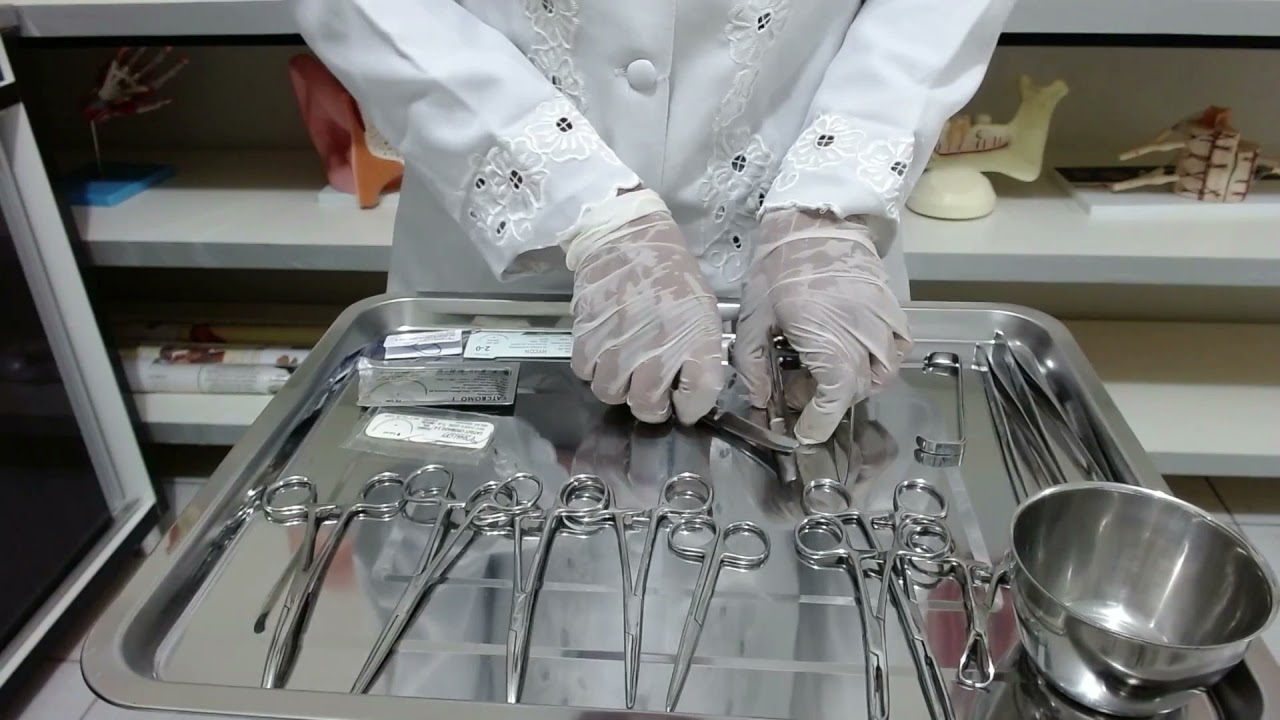 NOÇÕES GERAIS DE ENFERMAGEM EM CENTRO CIRÚRGICO - AULA PRÁTICA